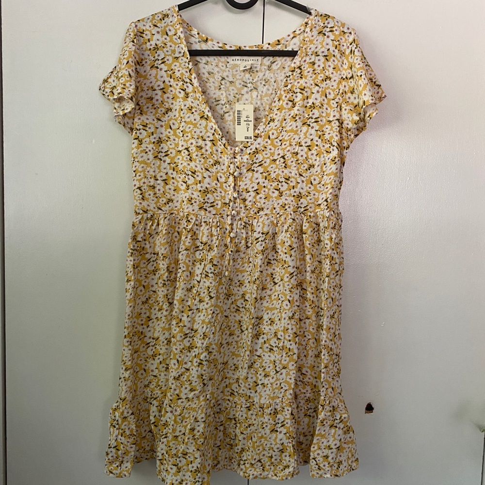 Women’s floral summer dress. Size S. New with tags